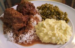 Smothered Turkey necks Meal