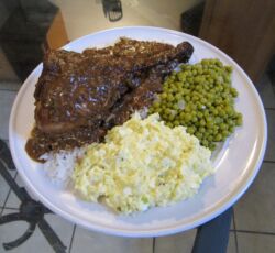 Smothered Turkey Legs Meal