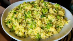 Cheddar broccoli rice