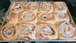 Apple cinnamon rolls