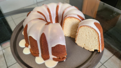 White chocolate pound cake